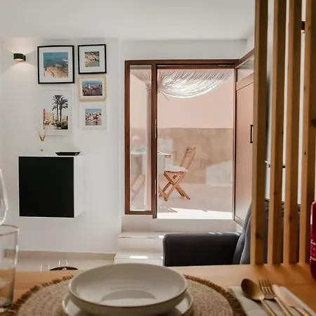 Compleet En Modern Appartement In Het Authentieke Stadshart Villajoyosa Exterior photo
